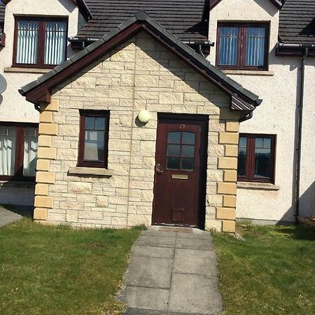 Cairngorm Mountain View Apartment Авимор Екстериор снимка
